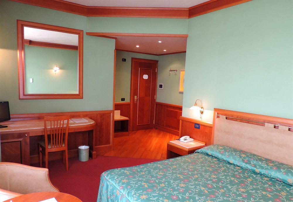 Arosio Hotel Exterior photo